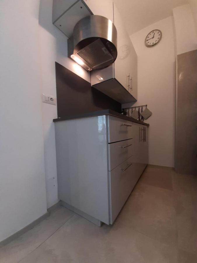 Bmp Apartment Gioiosa 2 Giardino Vista Lago Maggiore 贝尔吉拉泰 外观 照片